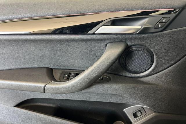 Photo of 2020 Jet Black BMW X2