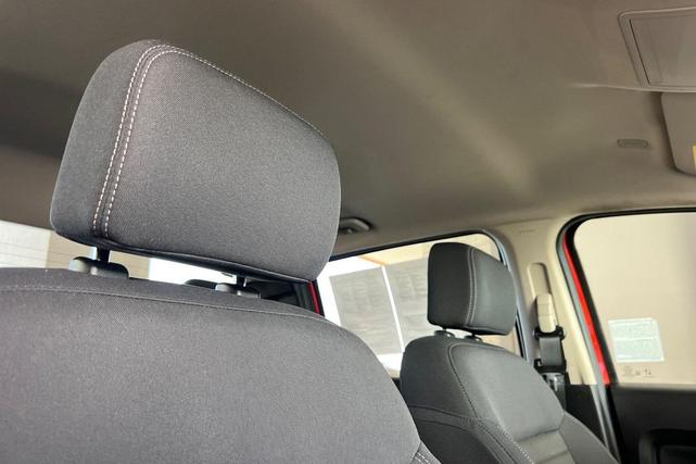 Photo of 2023 Hot Pepper Red Metallic Tinted Clearcoat Ford Ranger