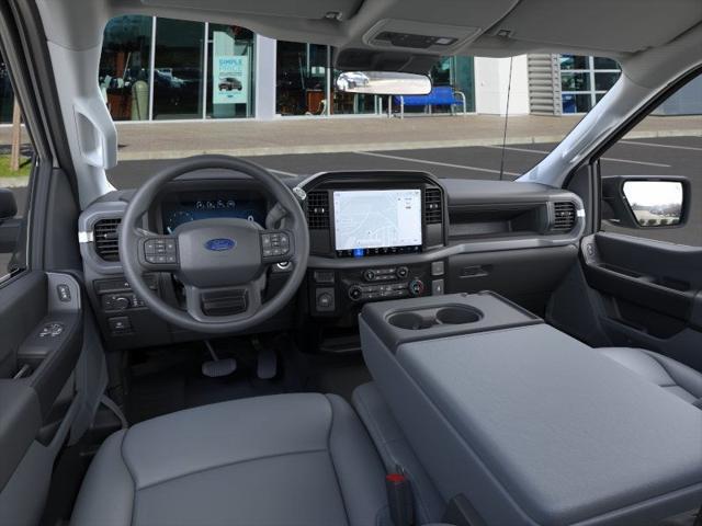 Photo of 2025 Oxford White Ford F-150