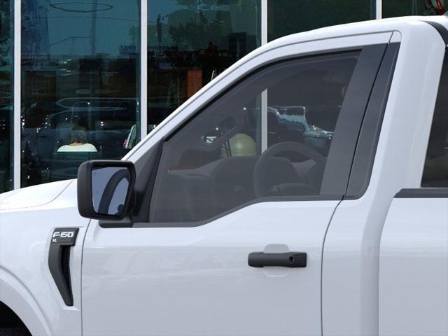 Photo of 2025 Oxford White Ford F-150