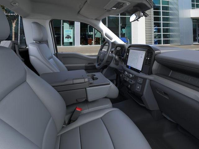 Photo of 2025 Oxford White Ford F-150