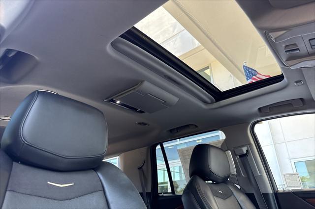 Photo of 2015 Radiant Silver Metallic Cadillac Escalade