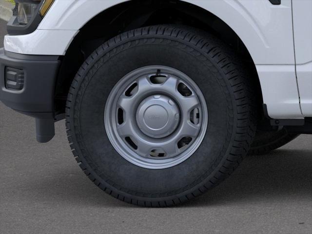 Photo of 2025 Oxford White Ford F-150