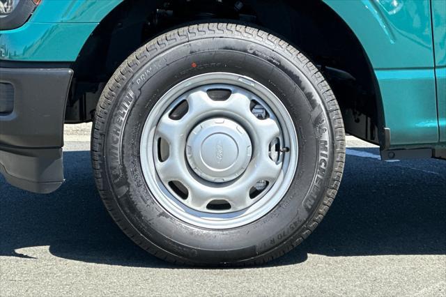 Photo of 2025 Green Ford F-150