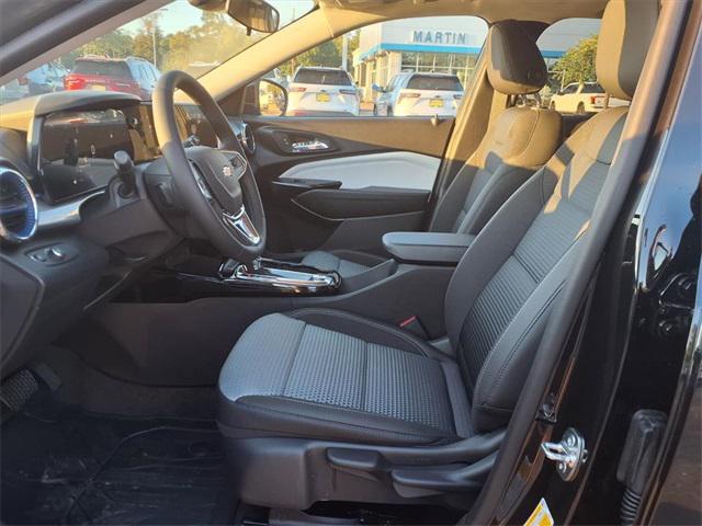 Photo of 2026 Mosaic Black Metallic Chevrolet Trax