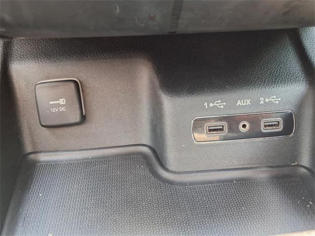 Photo of 2019 Granite Metallic Clearcoat Dodge Durango