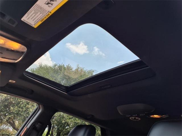 Photo of 2019 Granite Metallic Clearcoat Dodge Durango