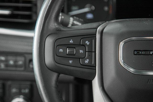 Photo of 2021 Midnight Blue Metallic GMC Yukon XL
