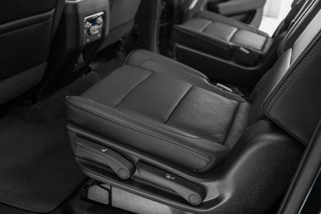 Photo of 2021 Midnight Blue Metallic GMC Yukon XL
