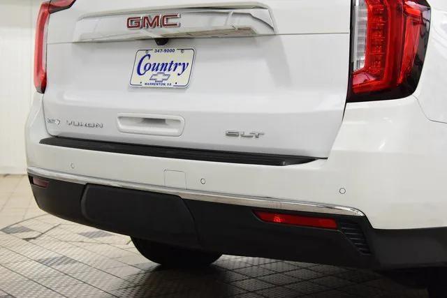 Photo of 2023 Summit White GMC Yukon XL