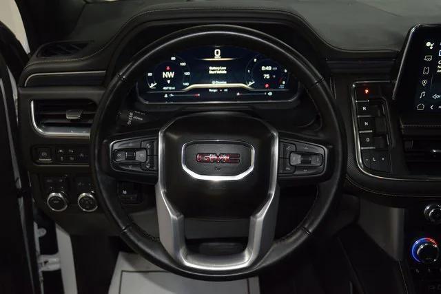 Photo of 2023 Summit White GMC Yukon XL