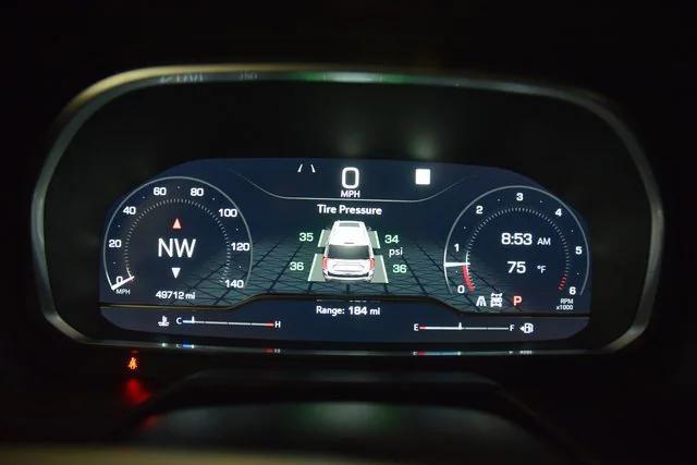 Photo of 2023 Summit White GMC Yukon XL