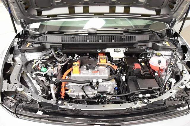 Photo of 2025 Sterling Gray Metallic Chevrolet Equinox EV