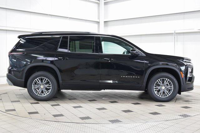 Photo of 2026 Mosaic Black Metallic Chevrolet Traverse