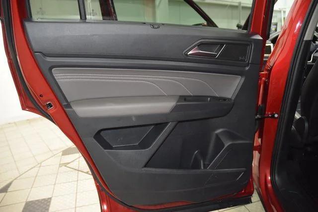 Photo of 2021 Red Metallic Volkswagen Atlas
