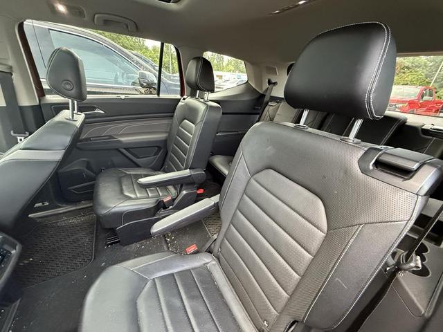 Photo of 2021 Red Metallic Volkswagen Atlas