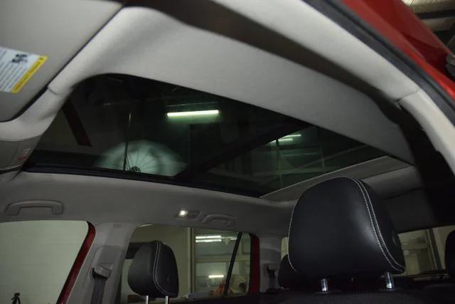 Photo of 2021 Red Metallic Volkswagen Atlas