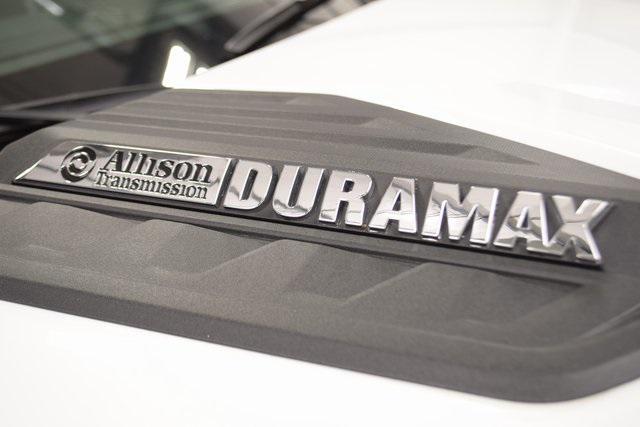 Photo of 2025 Summit White Chevrolet Silverado 3500