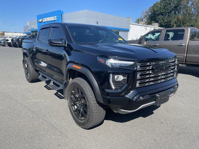 Photo of 2024 Onyx Black GMC Canyon