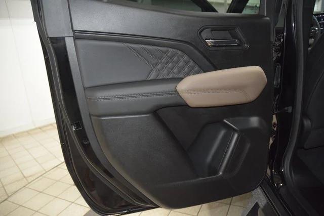 Photo of 2024 Onyx Black GMC Canyon