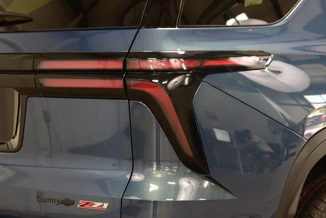 Photo of 2026 Lakeshore Blue Metallic Chevrolet Traverse