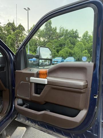 Photo of 2019 Brown Ford F-350