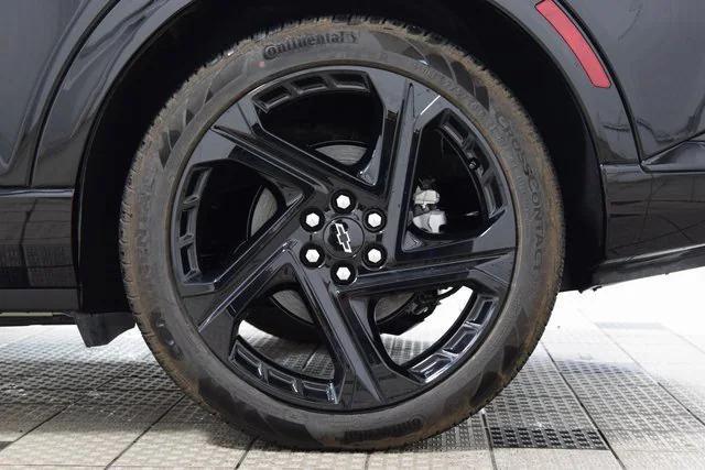 Photo of 2025 Black Chevrolet Equinox EV