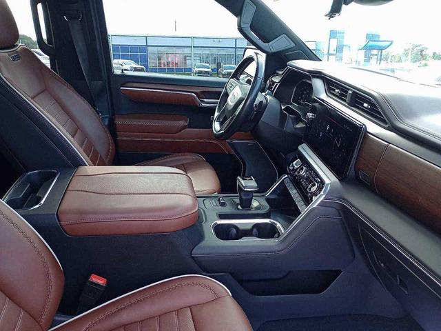 Photo of 2023 Onyx Black GMC Sierra 1500