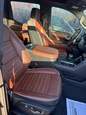 Photo of 2023 Onyx Black GMC Sierra 1500