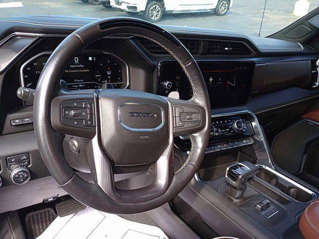 Photo of 2023 Onyx Black GMC Sierra 1500