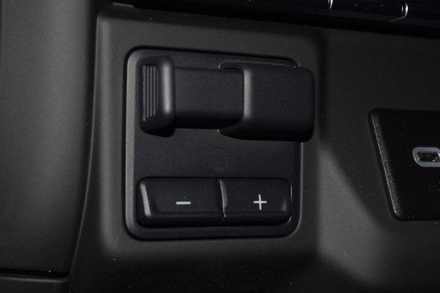 Photo of 2025 Summit White Chevrolet Silverado 3500