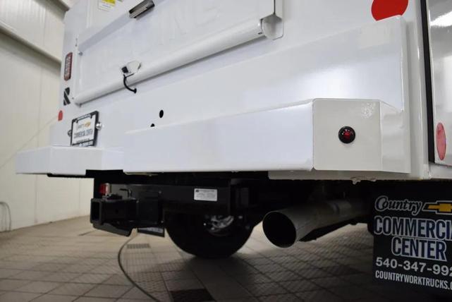 Photo of 2025 Summit White Chevrolet Silverado 3500