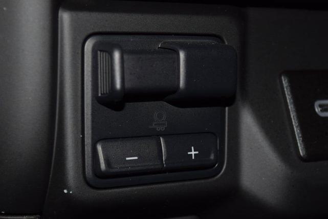 Photo of 2025 Summit White Chevrolet Silverado 3500