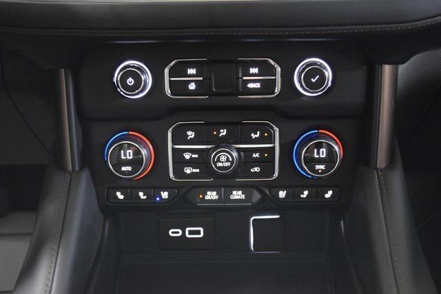 Photo of 2024 Black Chevrolet Suburban