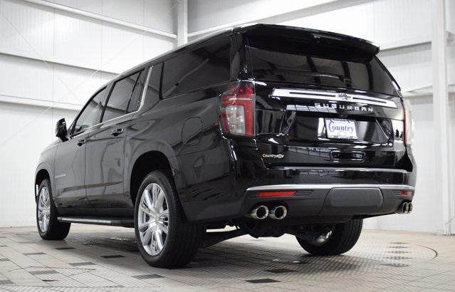 Photo of 2024 Black Chevrolet Suburban