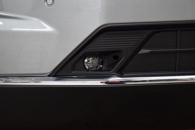 Photo of 2026 Exterior, Sharkskin Met-1 (130h) Chevrolet Tahoe
