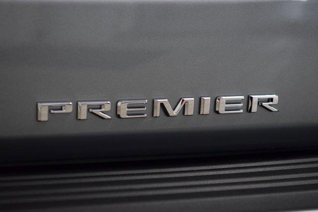 Photo of 2026 Exterior, Sharkskin Met-1 (130h) Chevrolet Tahoe