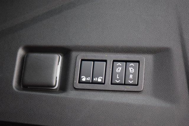 Photo of 2026 Exterior, Sharkskin Met-1 (130h) Chevrolet Tahoe