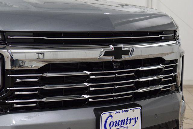 Photo of 2026 Exterior, Sharkskin Met-1 (130h) Chevrolet Tahoe