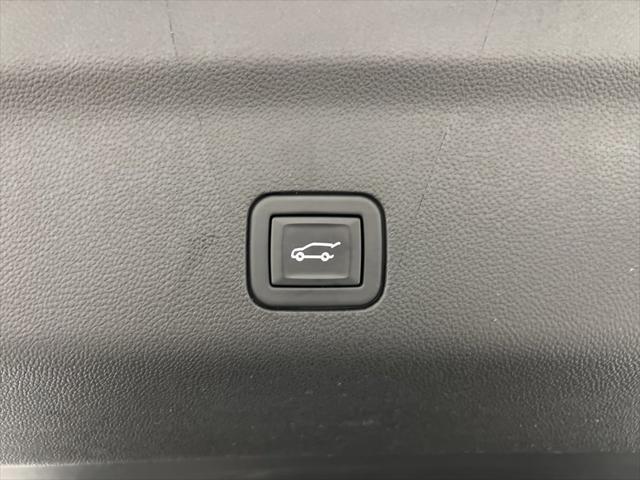 Photo of 2024 Sterling Metallic GMC Yukon XL