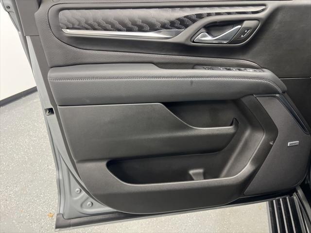 Photo of 2024 Sterling Metallic GMC Yukon XL