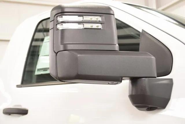 Photo of 2025 Summit White Chevrolet Silverado 3500