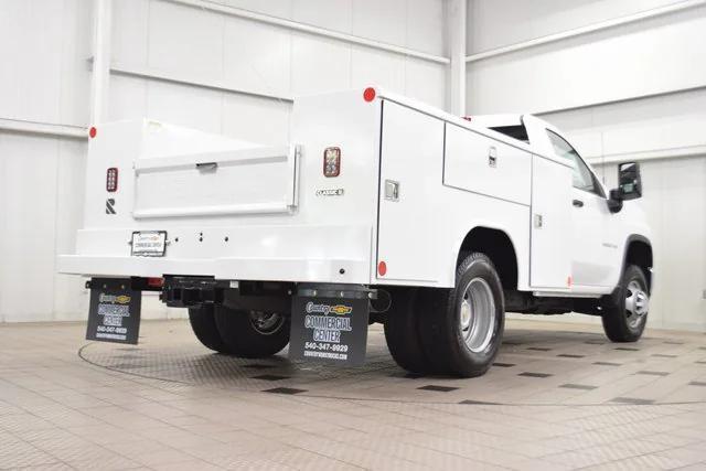 Photo of 2025 Summit White Chevrolet Silverado 3500