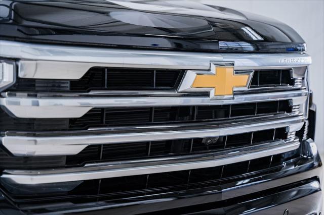 Photo of 2024 Black Chevrolet Silverado 1500