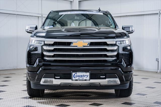 Photo of 2024 Black Chevrolet Silverado 1500