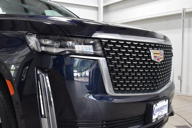 Photo of 2022 Dark Moon Blue Metallic Cadillac Escalade