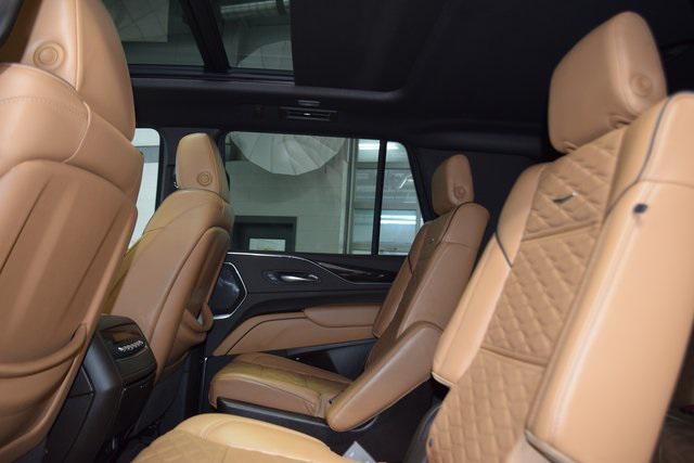 Photo of 2022 Dark Moon Blue Metallic Cadillac Escalade