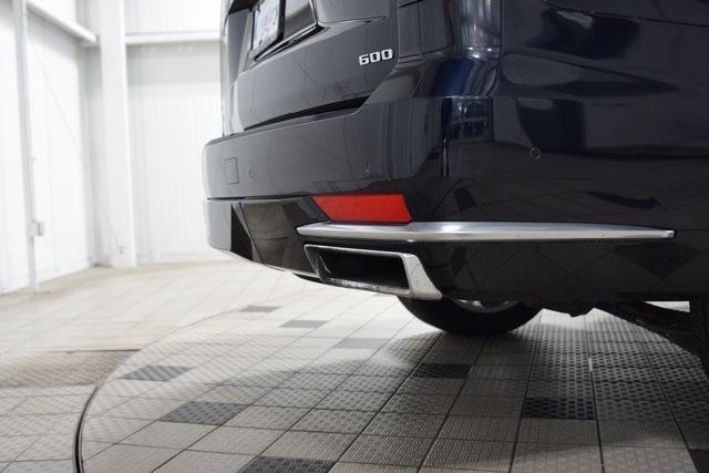 Photo of 2022 Dark Moon Blue Metallic Cadillac Escalade