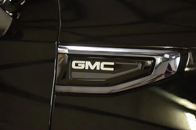 Photo of 2023 Onyx Black GMC Yukon XL
