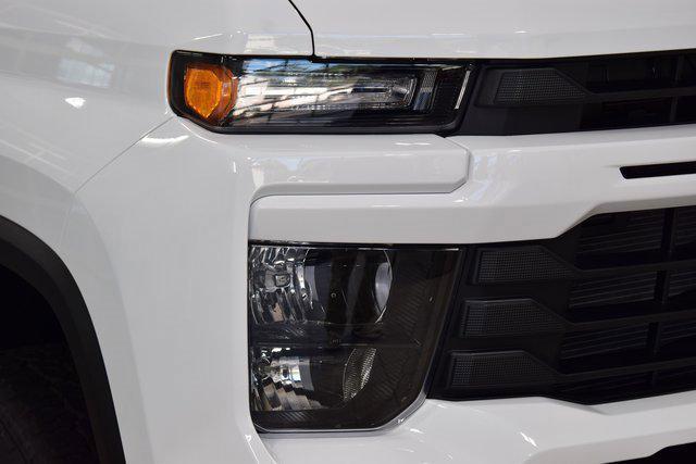 Photo of 2025 Summit White Chevrolet Silverado 2500